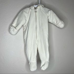Old Navy Cream Cozy Fleece bear outfit 3-6 months